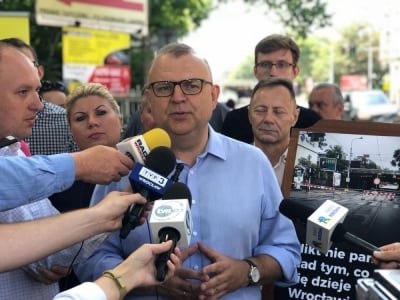 Wrocław: Ujazdowski krytykuje władze  miasta za panujący od kilku dni chaos komunikacyjny
