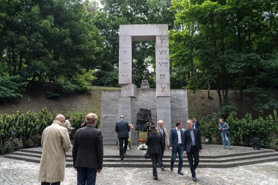 Rocznica zamordowania profesorów lwowskich i krasnal Życzliwek we Lwowie - 4