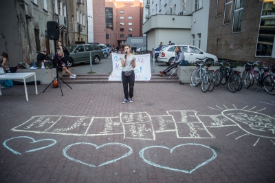 Kilkunastu studentów pikietowało we Wrocławiu [FOTO] - 7