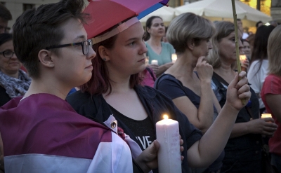 Łańcuch światła we Wrocławiu [ZDJĘCIA Z PROTESTU] - 14