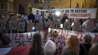 Łańcuch światła we Wrocławiu [ZDJĘCIA Z PROTESTU] - 18