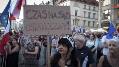 Łańcuch światła we Wrocławiu [ZDJĘCIA Z PROTESTU] - 1