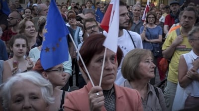Łańcuch światła we Wrocławiu [ZDJĘCIA Z PROTESTU] - 4