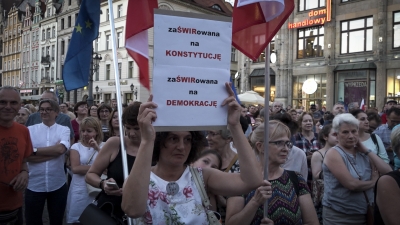 Łańcuch światła we Wrocławiu [ZDJĘCIA Z PROTESTU] - 5