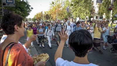 Ulicami Wrocławia przeszła piesza pielgrzymka [FOTO, WIDEO] - 5