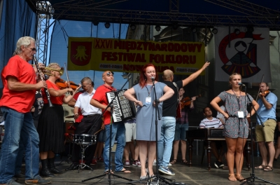 Międzynarodowy Festiwal Folkloru i Polsko-Czeskie zabawy z kawą - 5