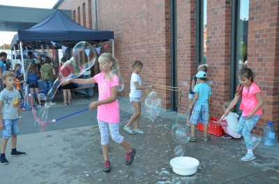 Byliśmy na Pikniku Rodzinnym w Centrum Historii Zajezdnia  - 8