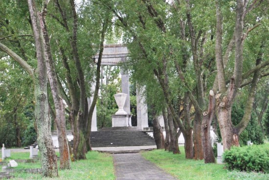 Rosja wyremontuje cmentarz na Karkonoskiej  - Fot. Marek Zoellner