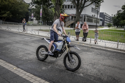 Jedyne takie wyścigi elektrycznych motocykli. Politechnika najlepsza [ZDJĘCIA] - 10