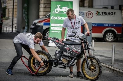 Jedyne takie wyścigi elektrycznych motocykli. Politechnika najlepsza [ZDJĘCIA] - 3