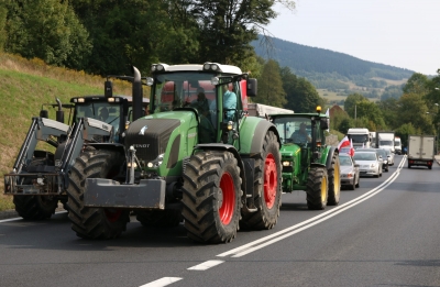 Uwaga kierowcy. Rolnicy protestują na krajowej trójce w Kaczorowie - 3