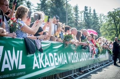 215 absolwentów AWL pasowanych na pierwszy stopień oficerski - 0