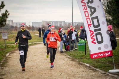 „W pogoni za św. Mikołajem" – bieg Radia Wrocław [ZDJĘCIA] - 77