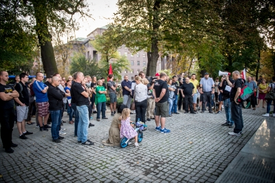 Marsz upamiętniający sowiecką agresję przeszedł przez Wrocław - 2