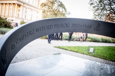Marsz upamiętniający sowiecką agresję przeszedł przez Wrocław - 3