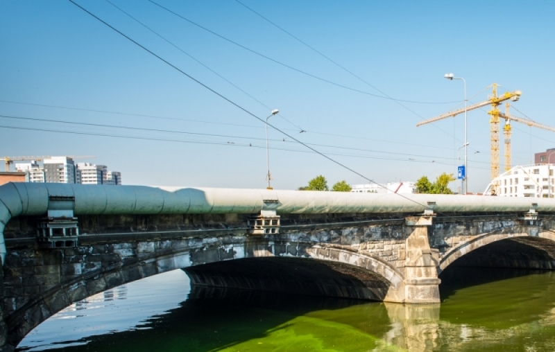 Most Pomorski niebawem bez rury ciepłowniczej [POSŁUCHAJ] - (fot. Andrzej Owczarek)
