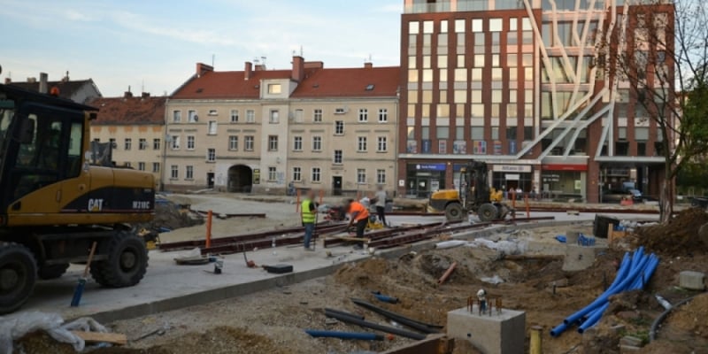 Zmiana tras linii tramwajowych 8, 31 i 32 [REMONT NA HUBACH] - fot. wroclawskakomunikacja.pl