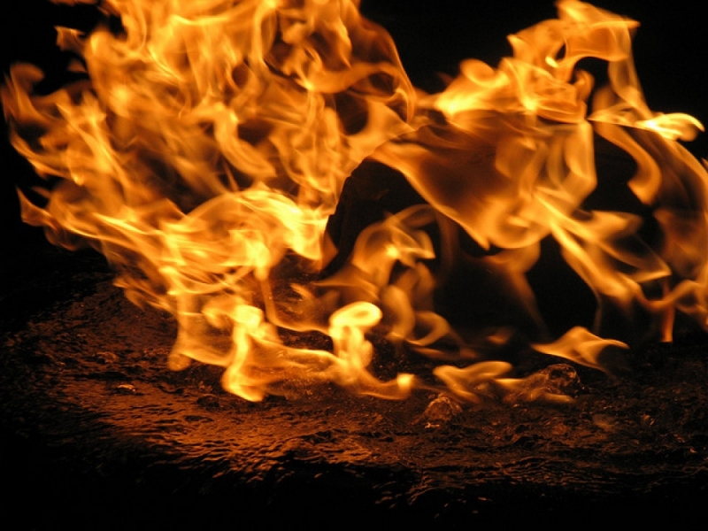 Spada temperatura i... rośnie liczba pożarów - zdjęcie ilustracyjne: Andrew Patrick/flickr.com (Creative Commons)