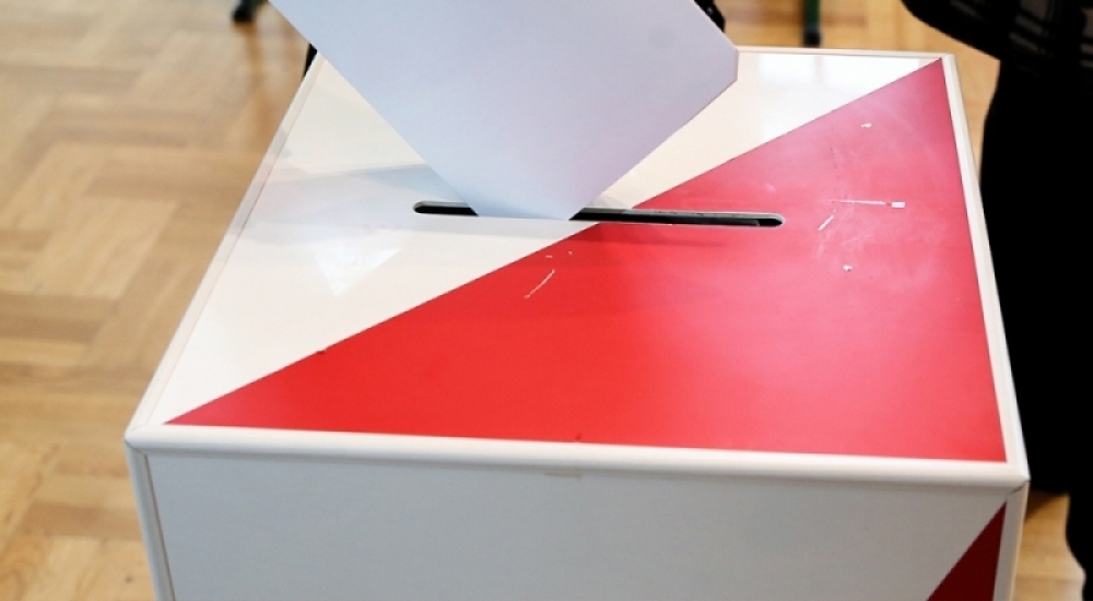 Wrocław: Około 400 osób dopisało się w tym roku do rejestru wyborców - fot. archiwum RW