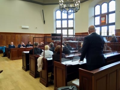 Wrocław: Jeden z najbogatszych Polak&oacute;w na ławie oskarżonych