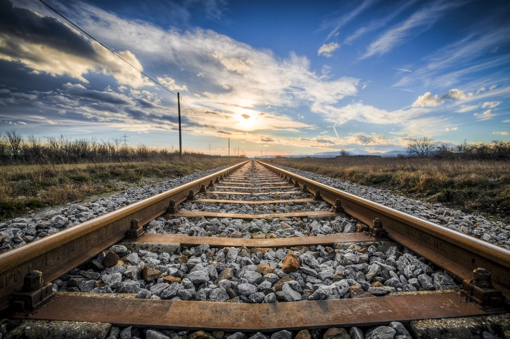 Bezpartyjni Samorządowcy chcą większej liczby połączeń kolejowych w regionie - fot. pixabay (zdjęcie ilustracyjne)