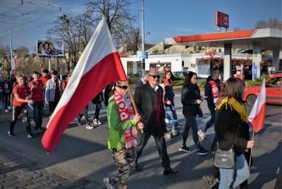 Radosna Parada Niepodległości we Wrocławiu [ZDJĘCIA] - 10