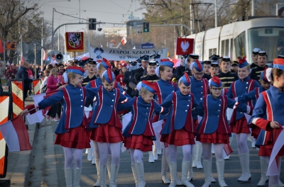 Radosna Parada Niepodległości we Wrocławiu [ZDJĘCIA] - 7