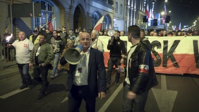 Wrocław: Narodowy Marsz Niepodległości rozwiązany [ZOBACZ FILM] - 13