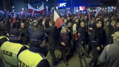 Wrocław: Narodowy Marsz Niepodległości rozwiązany [ZOBACZ FILM] - 22