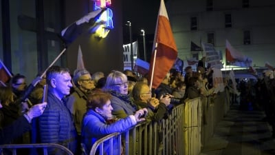 Wrocław: Narodowy Marsz Niepodległości rozwiązany [ZOBACZ FILM] - 23