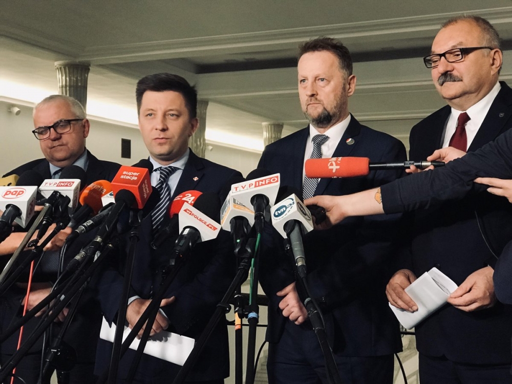 PiS i Bezpartyjni Samorządowcy podpisali umowę koalicyjną na Dolnym Śląsku - fot. Twitter Prawo i Sprawiedliwość @pisorgpl
