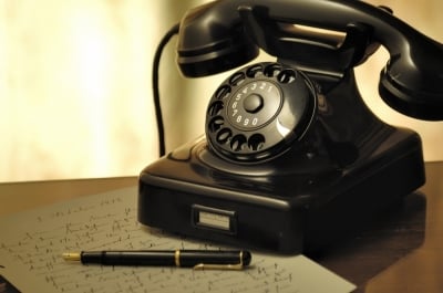 Podpisała umowę z operatorem telekomunikacyjnym. Groził jej komornik