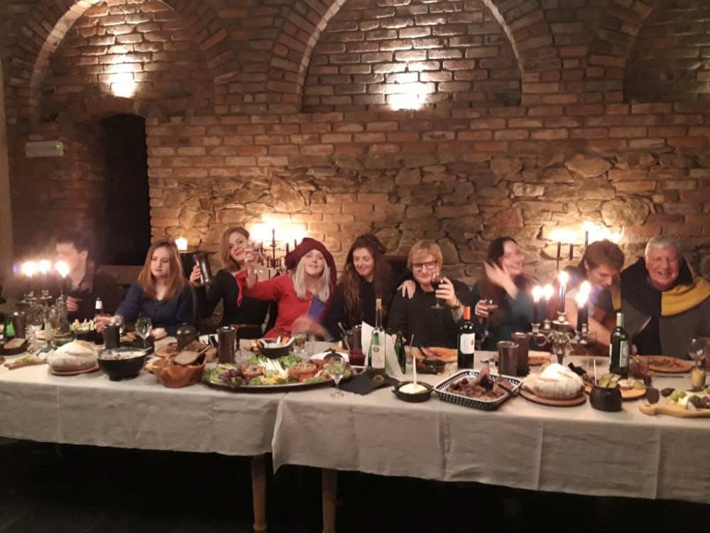 Ed Sheeran spędził kilka dni w zamku Rajsko niedaleko Lubania na Dolnym Śląsku - Ed Sheeran (fot. Zamek Rajsko)