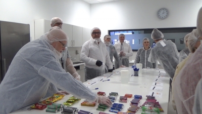 Mondelez się rozwija. Teraz bada receptury... gum do żucia i cukierków [FOTO] - 11