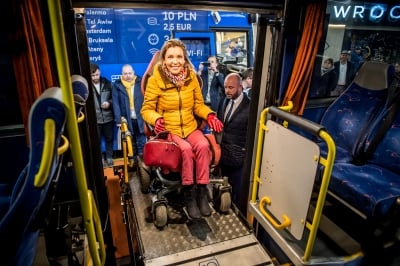 Wrocławski Dworzec Autobusowy został dostosowany do osób z niepełnosprawnościami - 6
