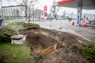 Bomba lotnicza znaleziona przy ulicy Ślężnej [ZDJĘCIA]  - 1