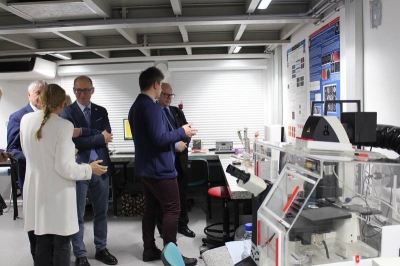 Nowoczesny sprzęt i nowe laboratoria Politechniki Wrocławskiej [FOTO] - 7