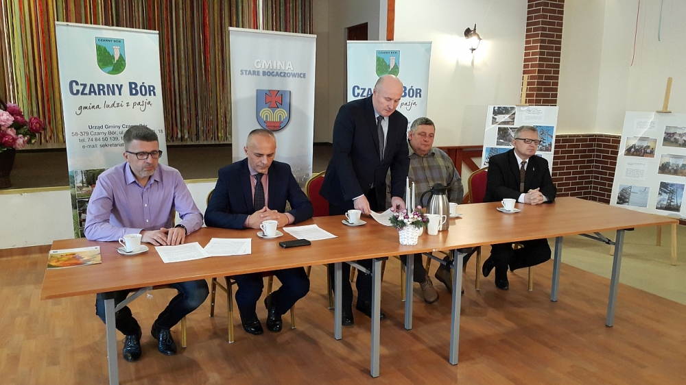 Najwyższa wieża na pog&oacute;rzu sudeckim zostanie oddana turystom [FOTO]