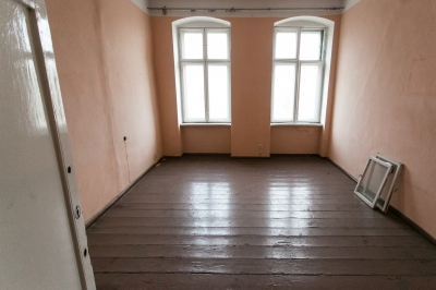 Co za widok. Zamiast kamienicy... szkielet! Spektakularny remont w centrum Wrocławia [ZOBACZ] - 7