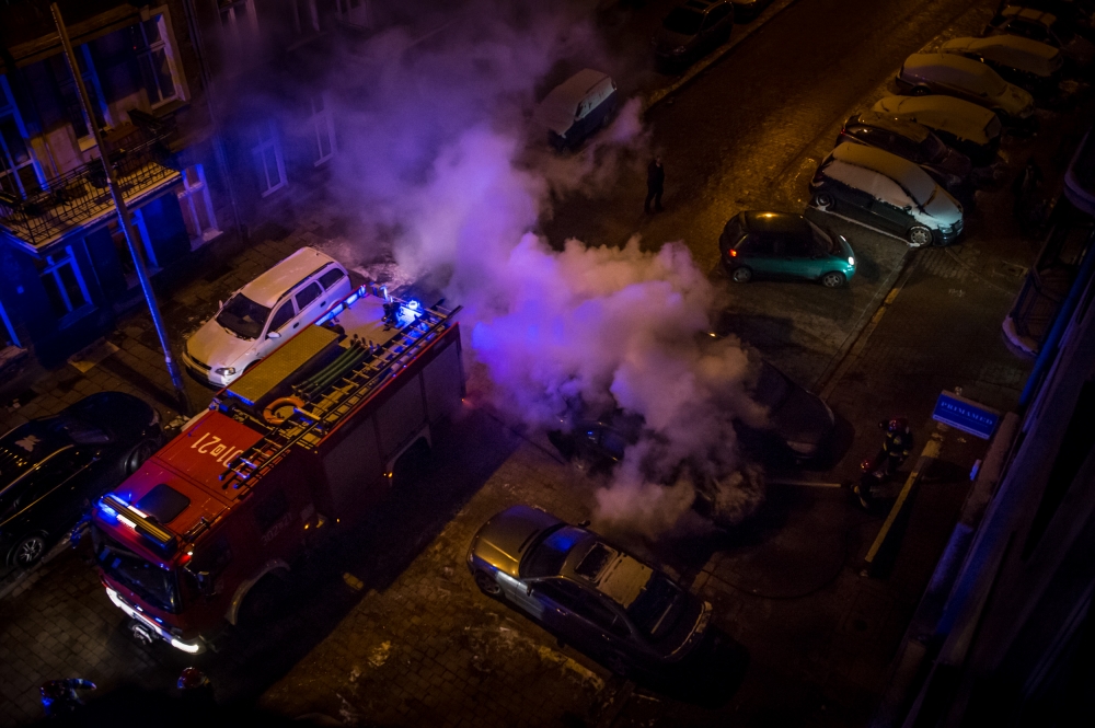 Wrocław: Pożar auta na ul. Daszyńskiego [FOTO] - fot. Andrzej Owczarek