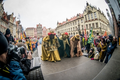 Wrocław: Orszak Trzech Króli przeszedł ulicami miasta [ZDJĘCIA] - 23
