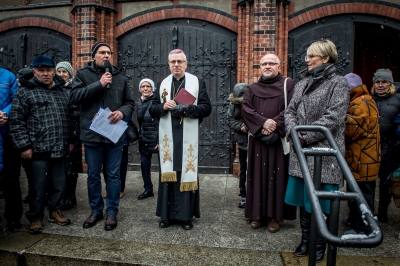 Wrocław: Dwa Warsztaty Terapii Zajęciowej dostały nowe samochody - 4