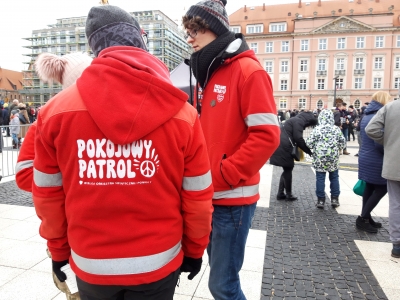 WOŚP: Udało się zebrać 1 milion 18 tysięcy 513 zł i 98 groszy [ZDJĘCIA] - 1