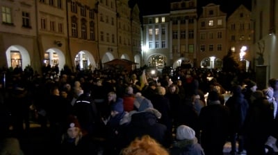 Jelenia G&oacute;ra: "Światełko" dla Pawła Adamowicza