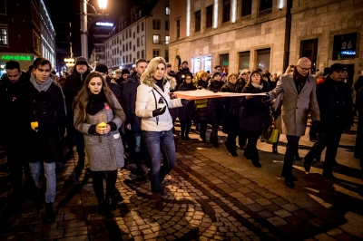 Wrocławianie żegnają prezydenta Gdańska Pawła Adamowicza [ZDJĘCIA] - 3