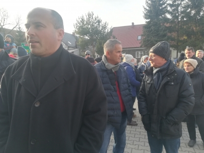 Mieszkańcy Pietrzykowic protestują przeciwko budowie centrum przeładunkowego dla tirów - 0