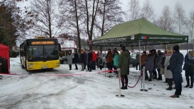 Po raz pierwszy w Polsce.  Jednym autobusem, za darmo między różnymi powiatami. "Mówili, ze to kiełbasa wyborcza"