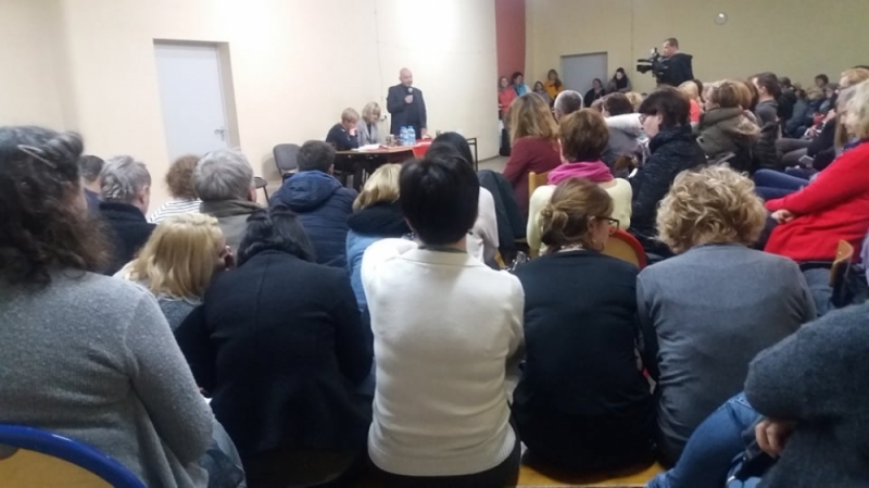 Miasto swoje - rodzice swoje. Wciąż bez przełomu w sprawie SOSW  - fot. Elżbieta Osowicz