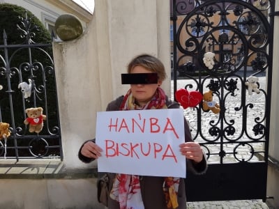 Hańba Biskupia: Protest aktywistów na Ostrowie Tumskim - 2