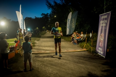 Nocne bieganie w Parku Grabiszyńskim [ZDJĘCIA] - 20